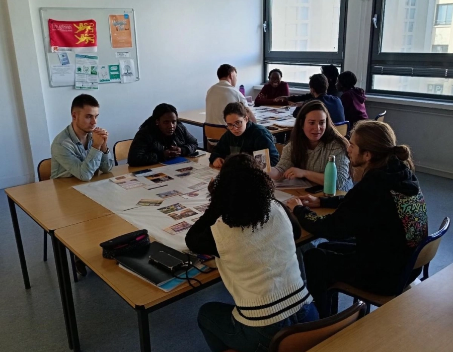 Et si éduquer, c’était d’abord apprendre à écouter… surtout les jeunes ?